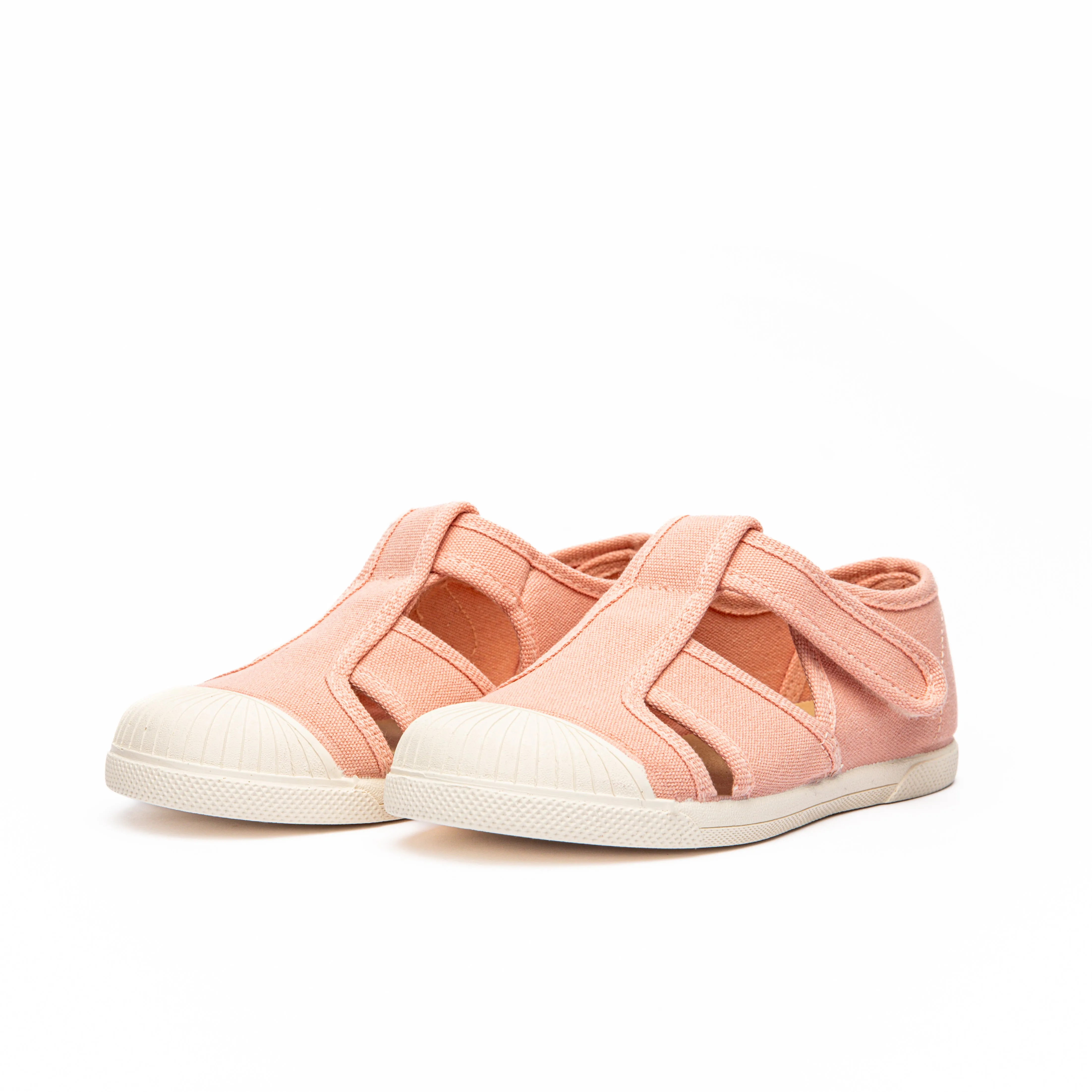 Canvas Captoe Sandal in Peach