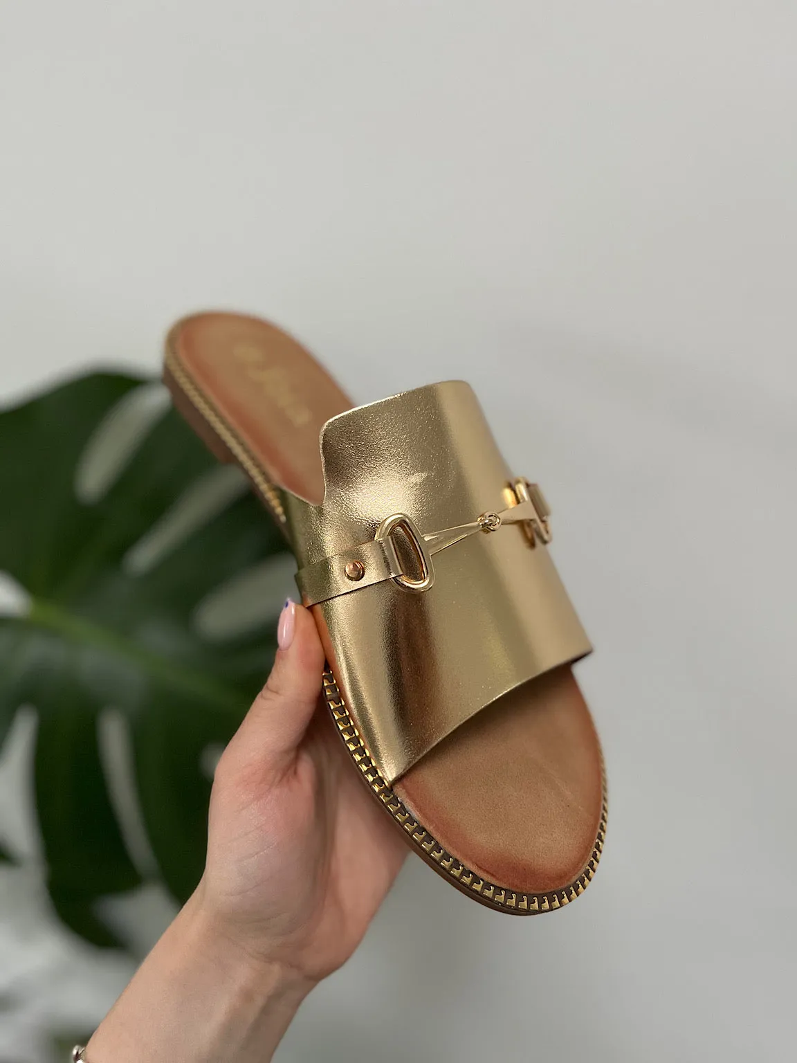 Gold Chain Link Sliders