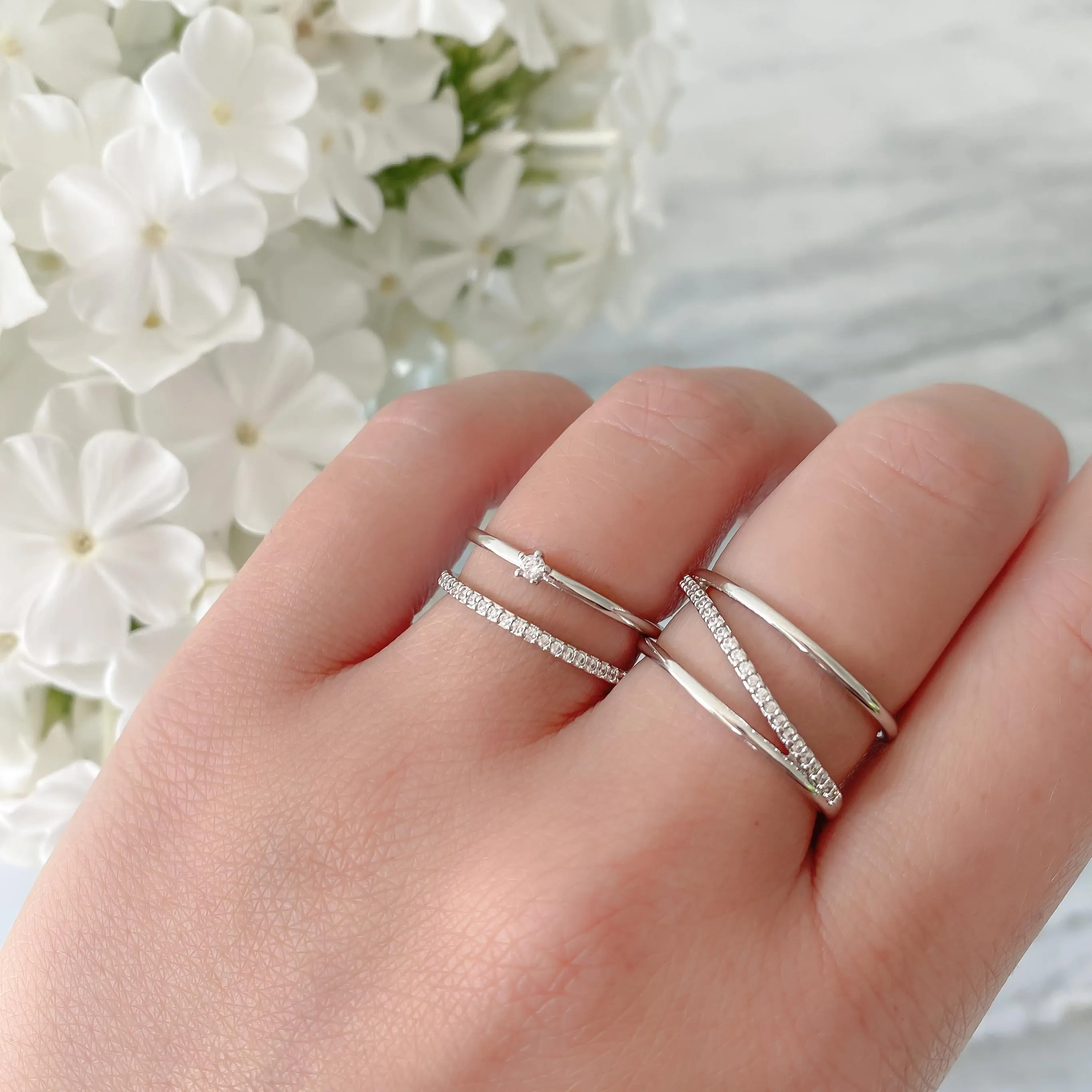 Lou Line Ring