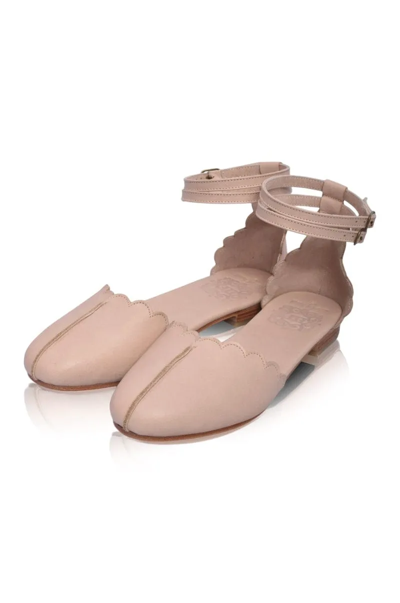 Venus Leather Flats in Ivory